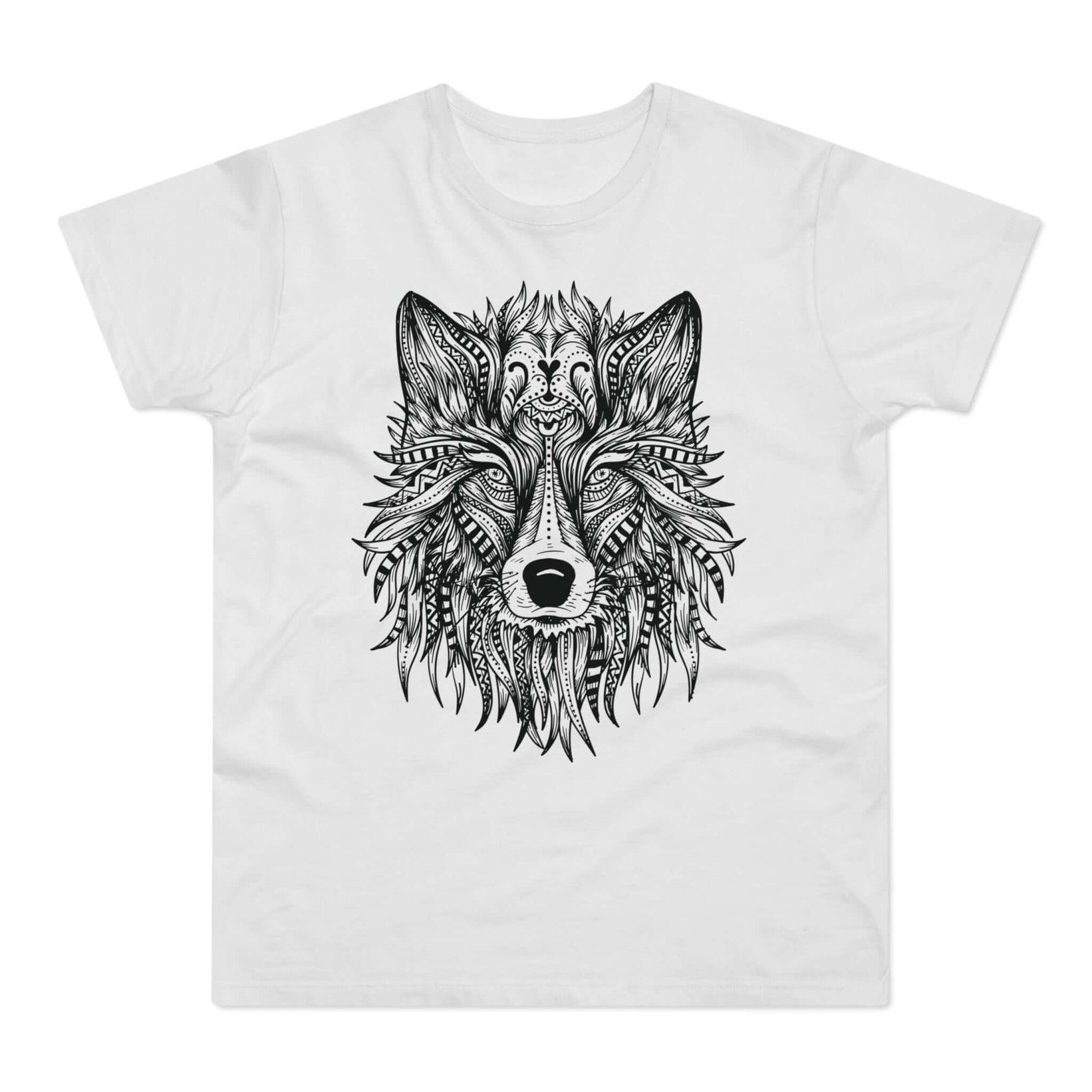 Hvid t-shirt med tryk med en ulv i mandalakunst.