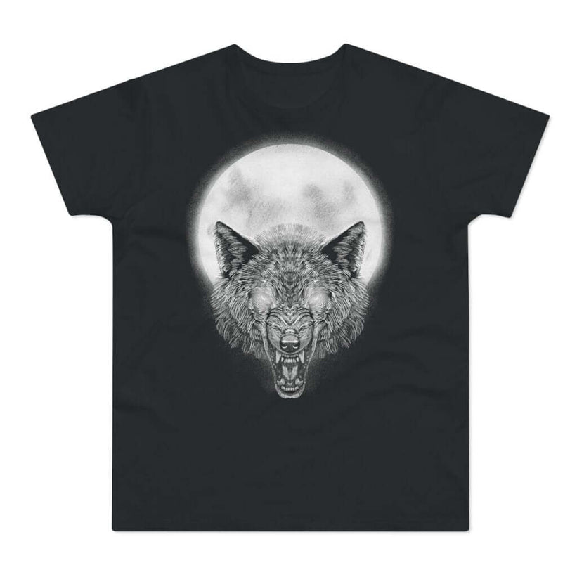 Sort t-shirt med tryk med en snerrende ulv med glødende øjne foran en fuldmåne.